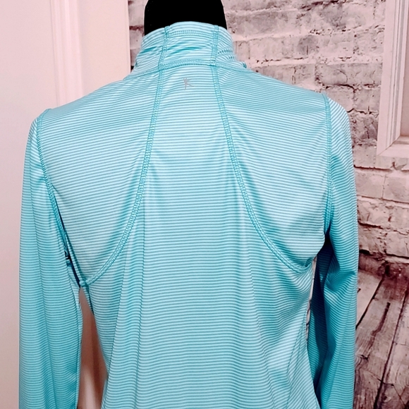 DANSKIN SEMI FITTED TURQUOISE AND WHITE PINSTRIPE ATHLETIC TOP WOMEN'S SIZE L - Picture 5 of 9